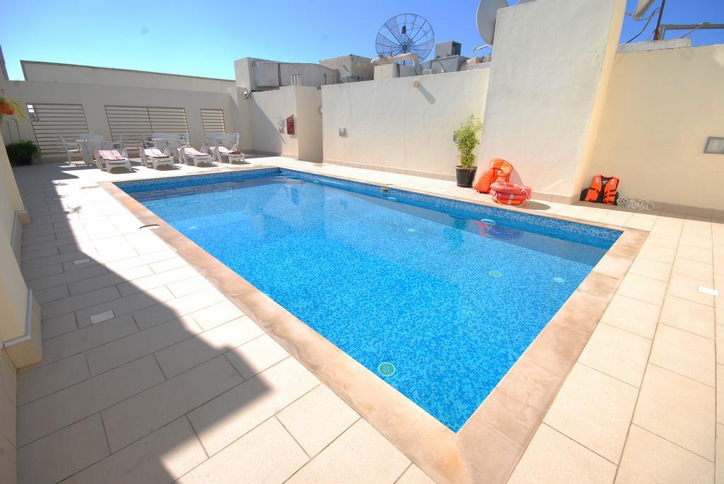 Ramee Rose Hotel Apartments Abu Dhabi Exterior foto