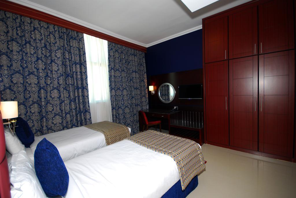 Ramee Rose Hotel Apartments Abu Dhabi Exterior foto