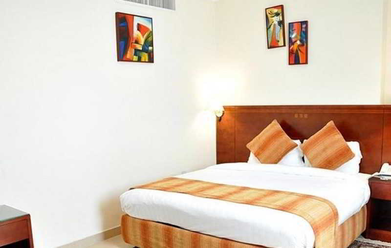 Ramee Rose Hotel Apartments Abu Dhabi Exterior foto