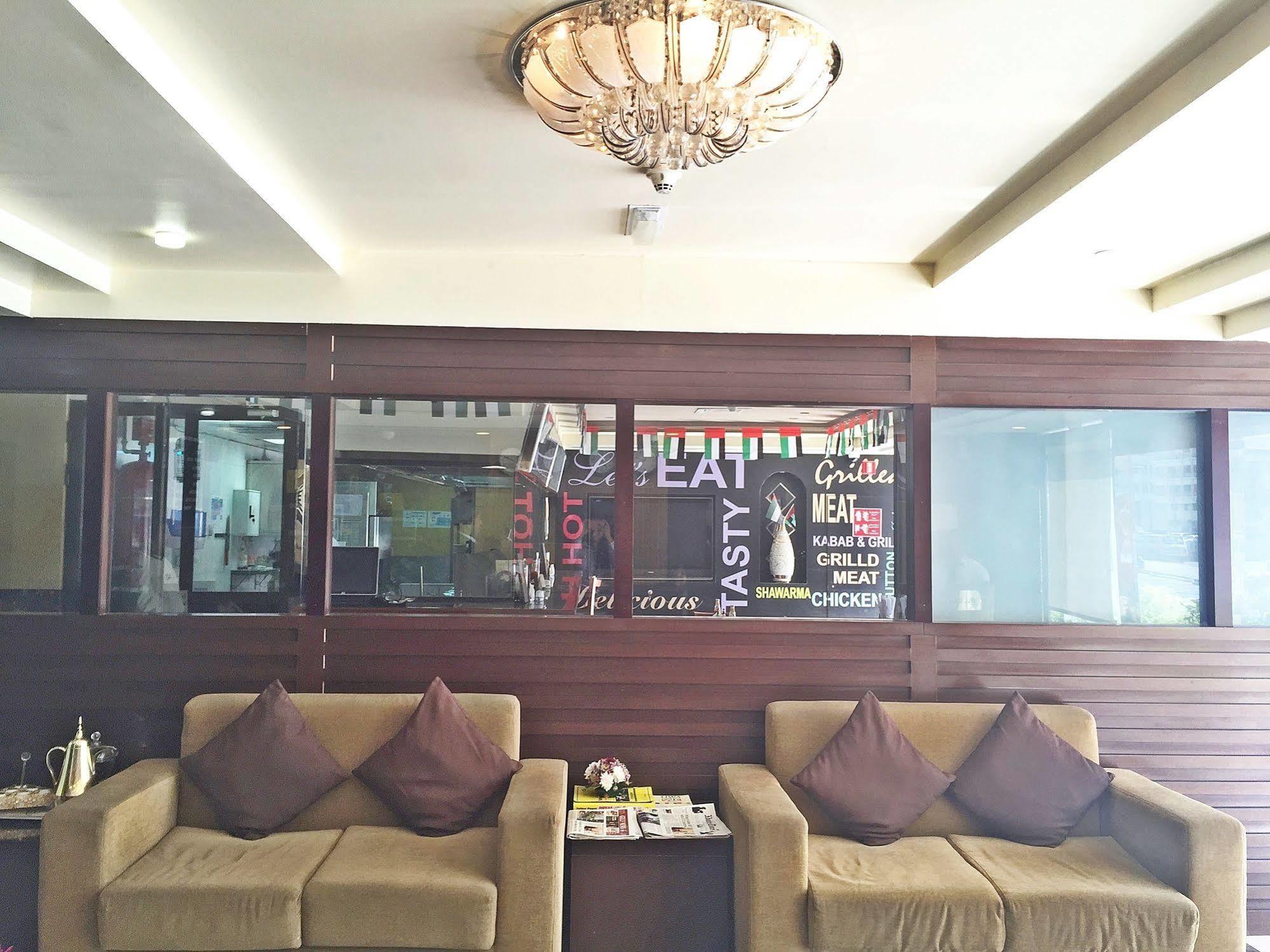 Ramee Rose Hotel Apartments Abu Dhabi Exterior foto